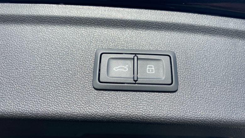 Audi RS3 RS 3 TFSI Quattro Vorsprung 5dr S Tronic Petrol Hatchback